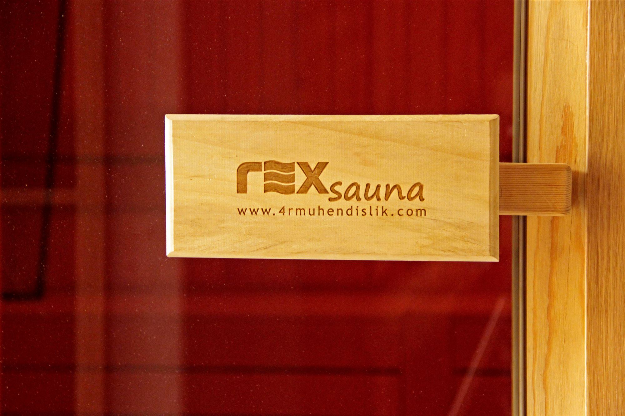 sauna kapısı